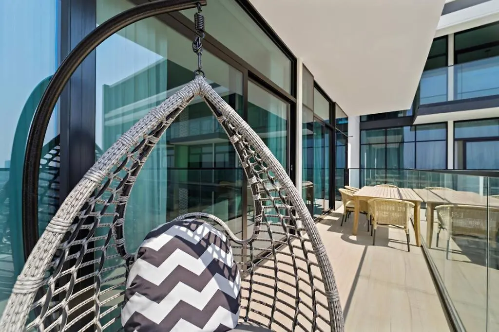 Modern 2 Bedroom Apartment In Family Community Dubai United Arab Emirates