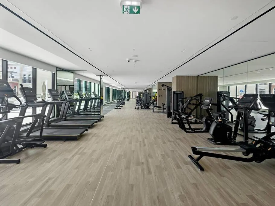 Modern 2 Bedroom Apartment In Family Community Dubai 0*,