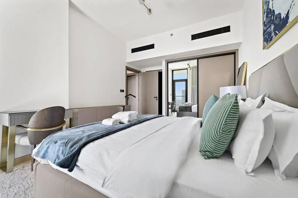 Modern 2 Bedroom Apartment In Family Community Dubai